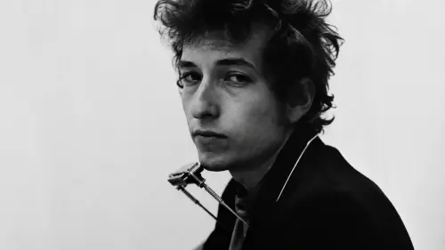 The Drifter’s Escape: 15 Cool Facts About Bob Dylan